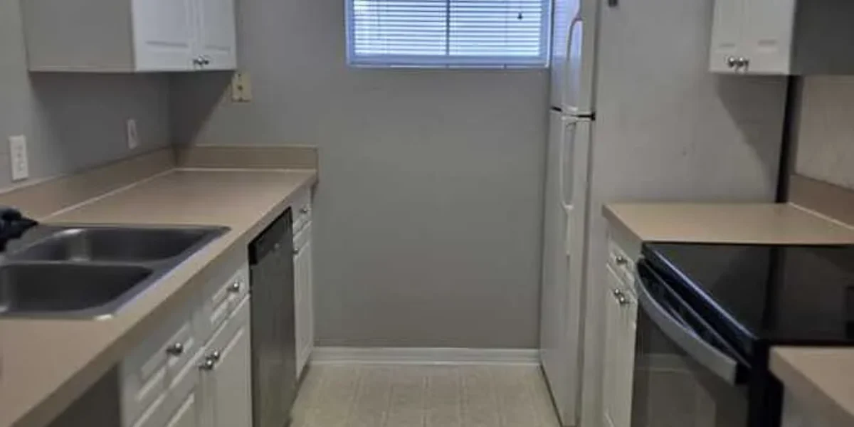 18001 Richmond Place Dr APT 322 (1)