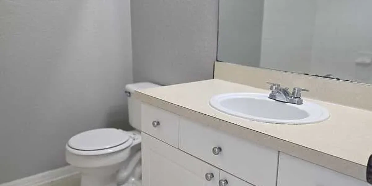 18001 Richmond Place Dr APT 322 (3)